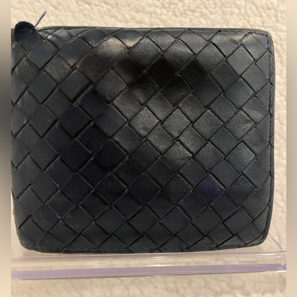 Bottega Veneta Woven Leather Wallet In Black